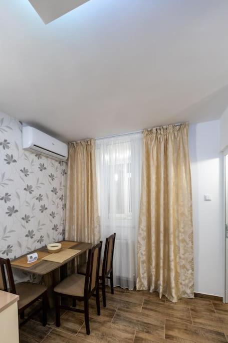 Luxury Radox Apartment Park 1 Bz Buzău Exteriér fotografie