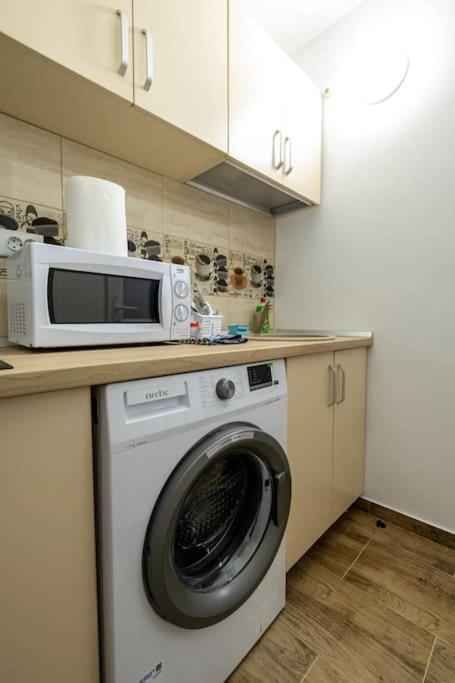 Luxury Radox Apartment Park 1 Bz Buzău Exteriér fotografie